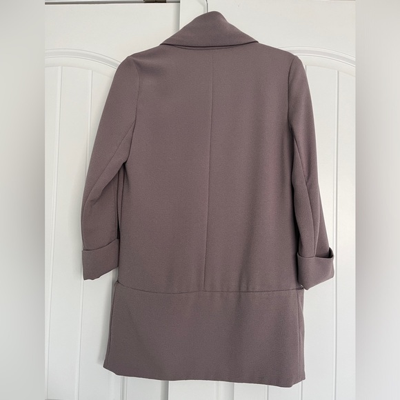 Aritzia Wilfred Chevalier blazer - size 2 - Picture 2 of 10